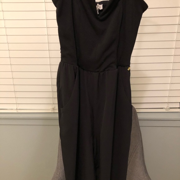 ‘GUESS’ Black Jumpsuit - Picture 2 of 2